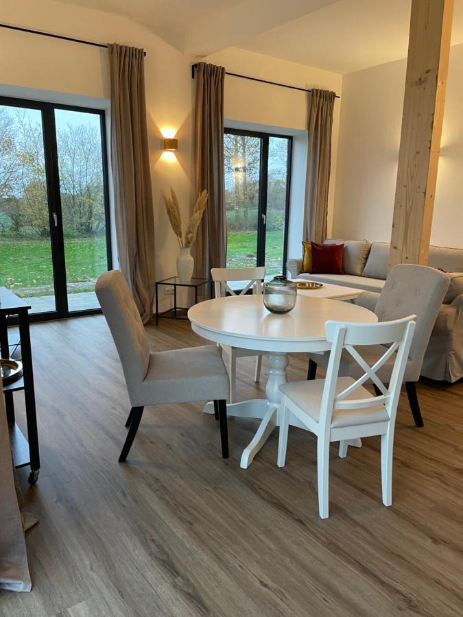 Ferienwohnung 3 Am Herrenhaus Ahrensboek Ahrensbok Exteriör bild